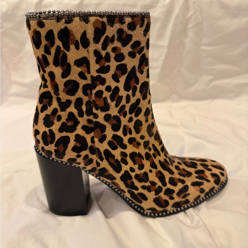 COACH Brown Drea Beadchain Leopard Block Heel Almond Toe Ankle Boots Booties 7 - Picture 2 of 6